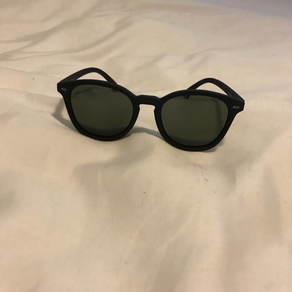Le specs sunglasses
